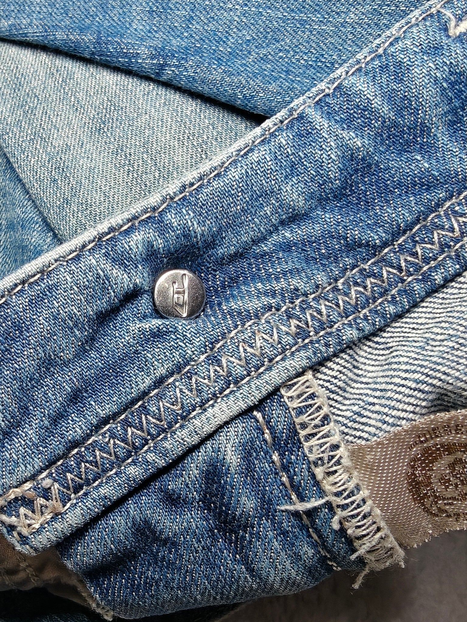 Women Diesel Lowky Blue Wash 008E4 Straight W26 L28 (EU 36/S) Jeans