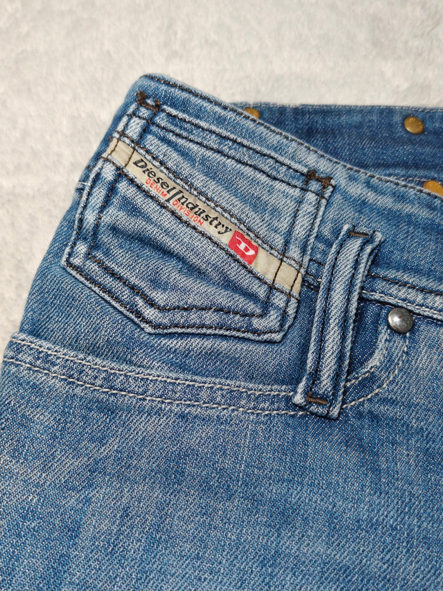 Women Diesel Matic Blue Wash 008IG Slim W24 L32 (EU 34/XS) Jeans