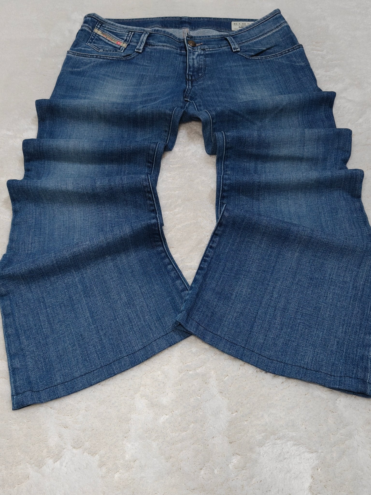 Diesel Melty Wash Blue Jeans W29 L30 – Vintage District Antwerp