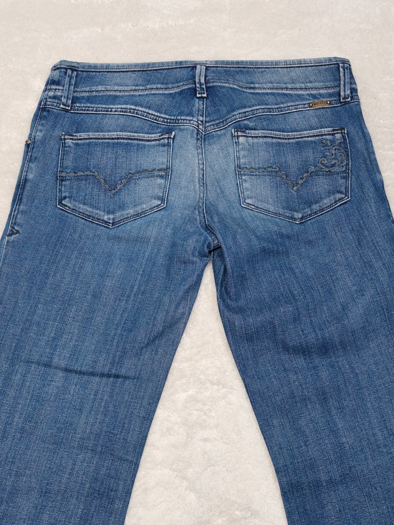 Diesel Melty Wash Blue Jeans W29 L30 – Vintage District Antwerp