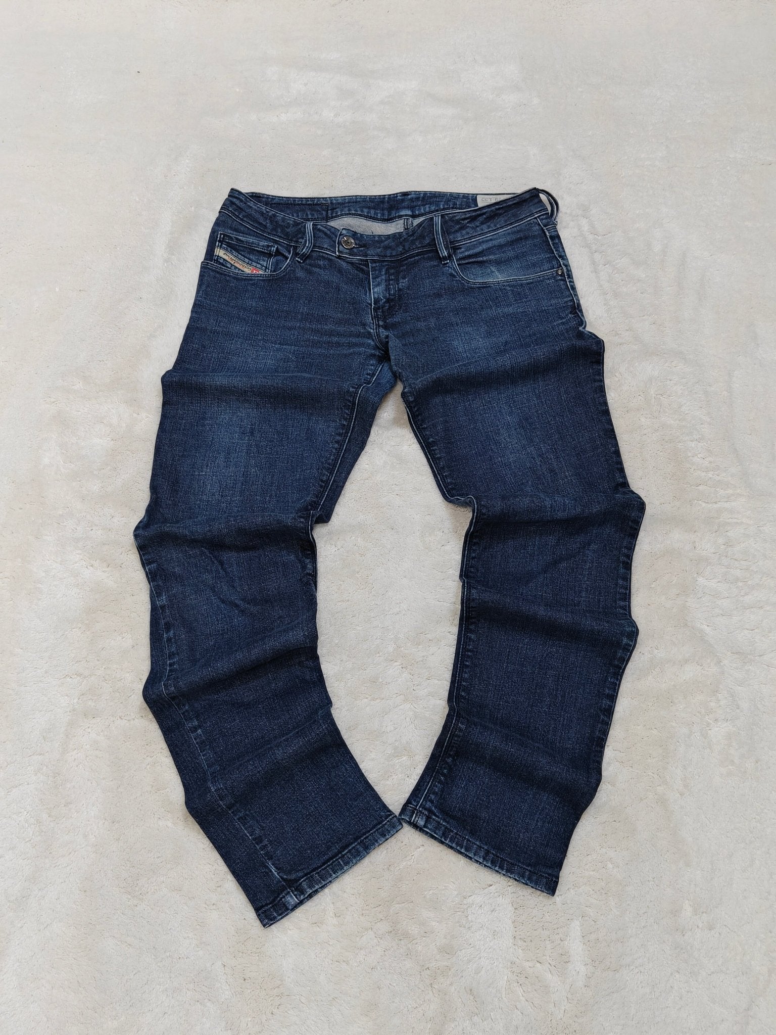 Women Diesel Nevy Dark Blue Wash 008K7 Slim Straight W29 L32 (EU 38/M) Jeans