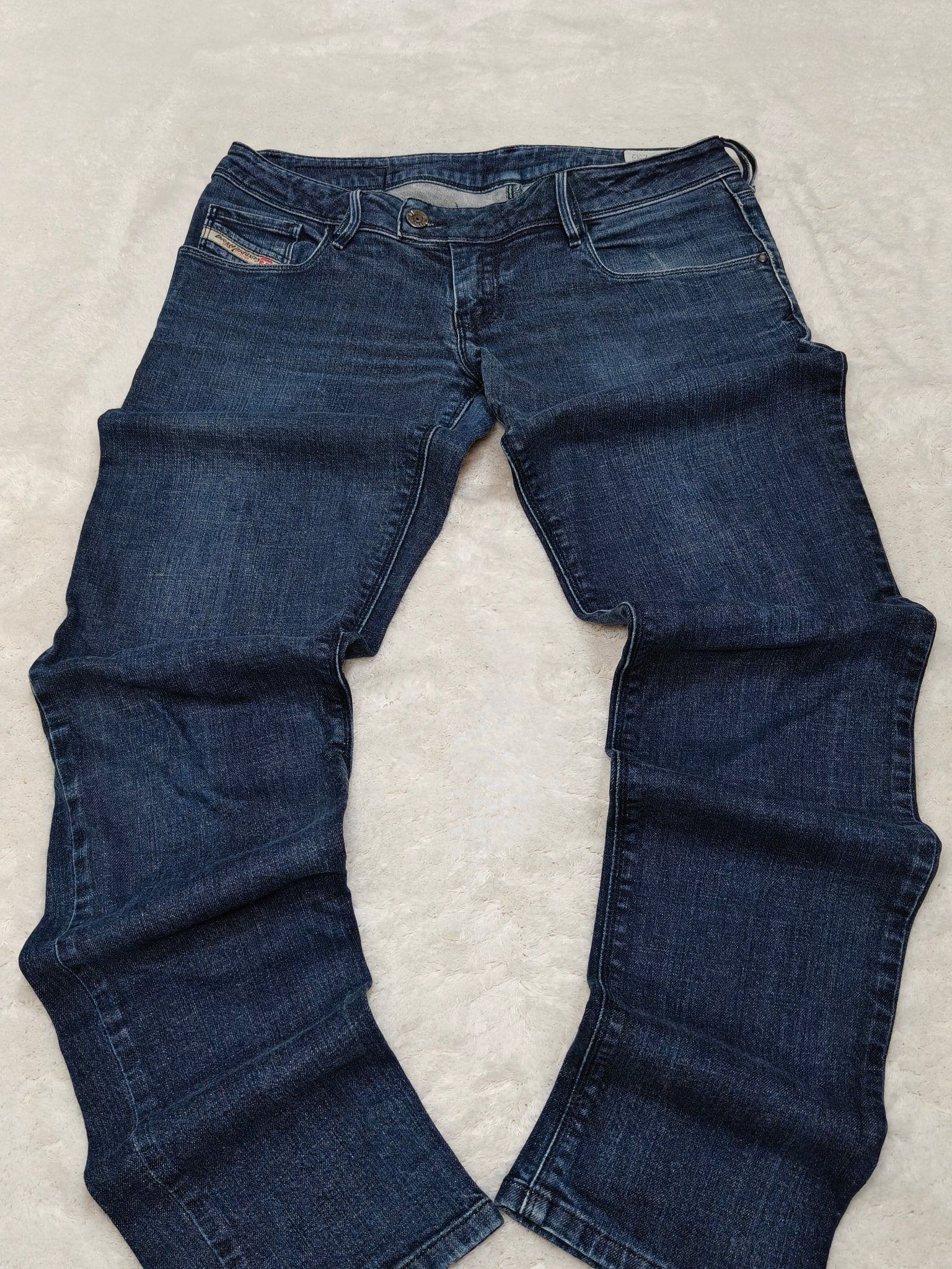Women Diesel Nevy Dark Blue Wash 008K7 Slim Straight W29 L32 (EU 38/M) Jeans