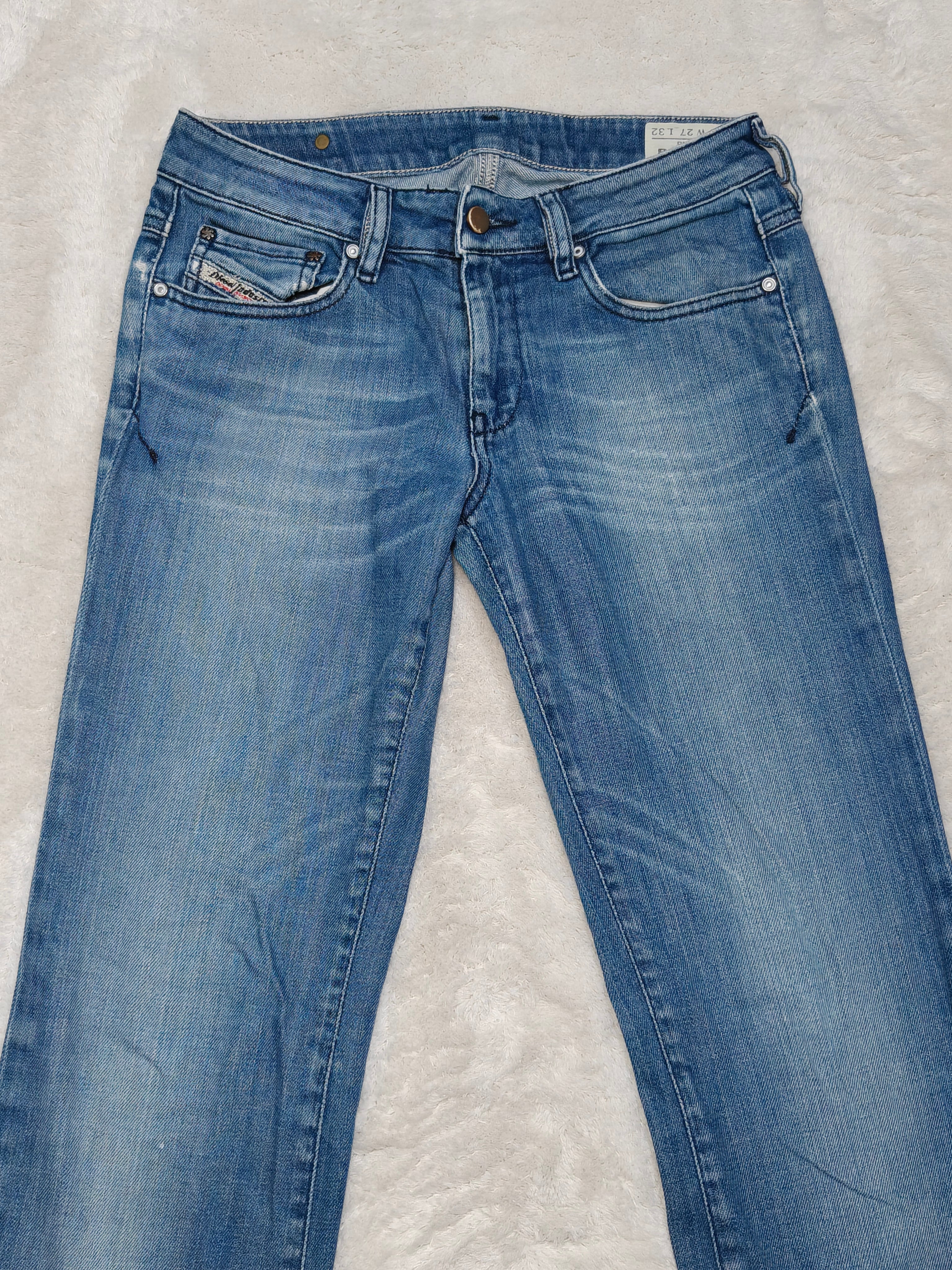 Women Diesel Ronhary Blue Wash 008IG Straight Low Waist W27 L30 (EU 36/S) Jeans