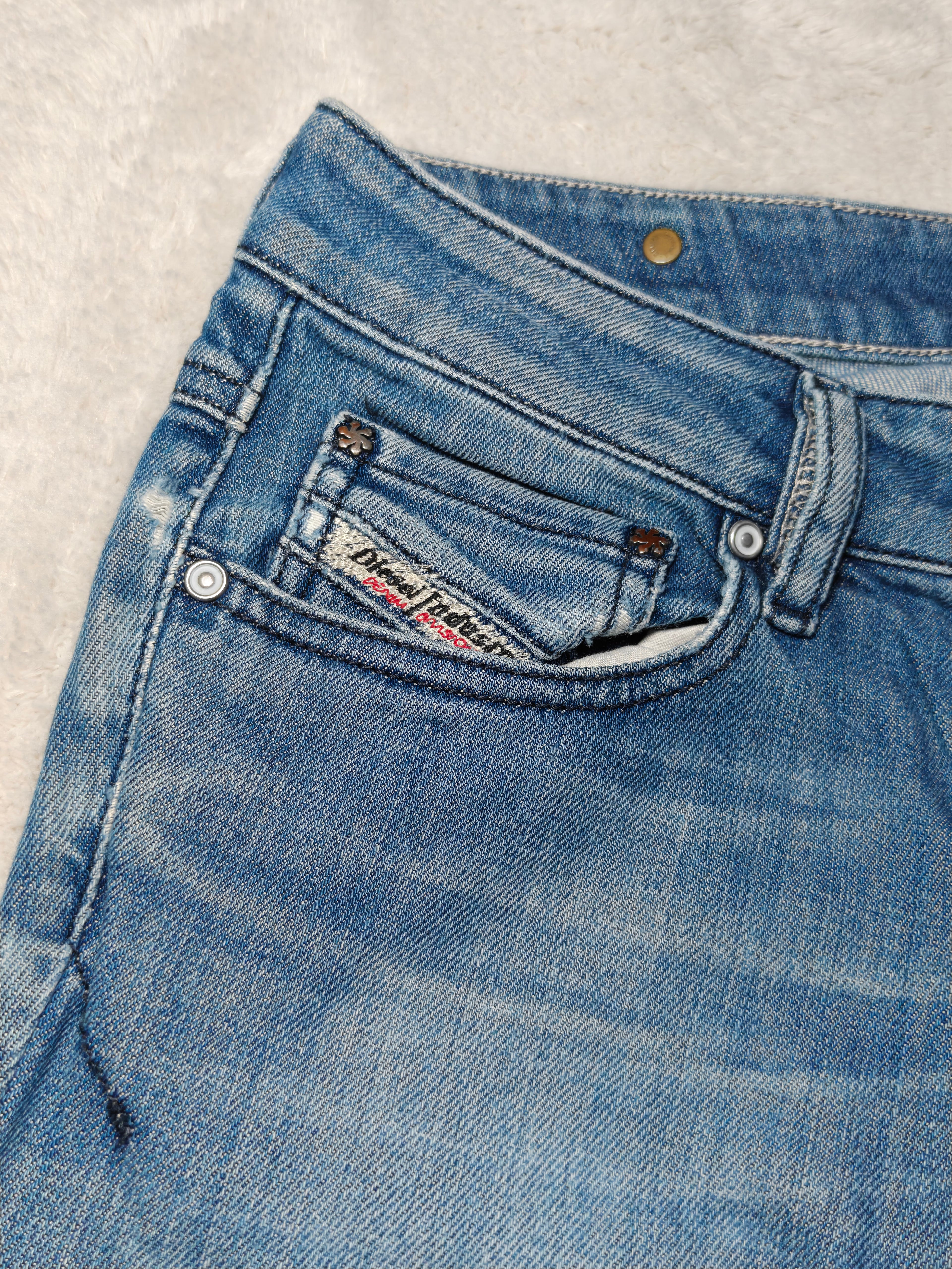 Women Diesel Ronhary Blue Wash 008IG Straight Low Waist W27 L30 (EU 36/S) Jeans