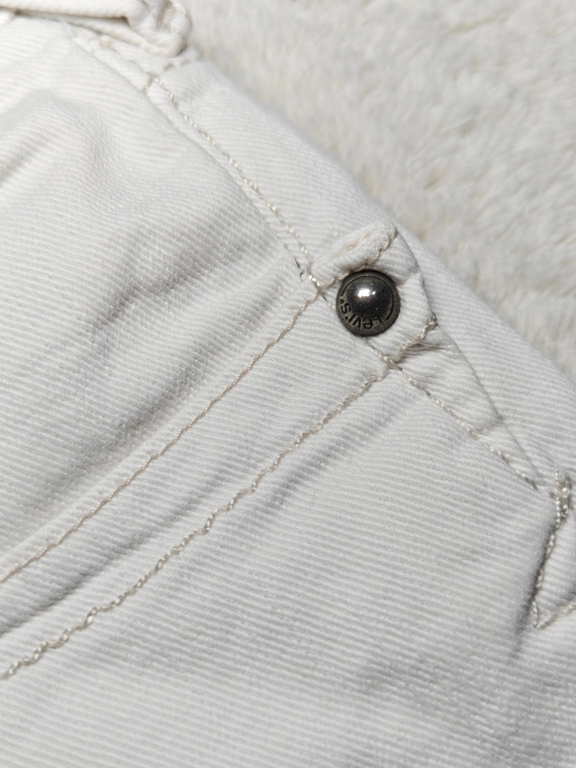 Women Levi's 473 White Slim Low Waist W31 L34 (EU 40/L) Jeans