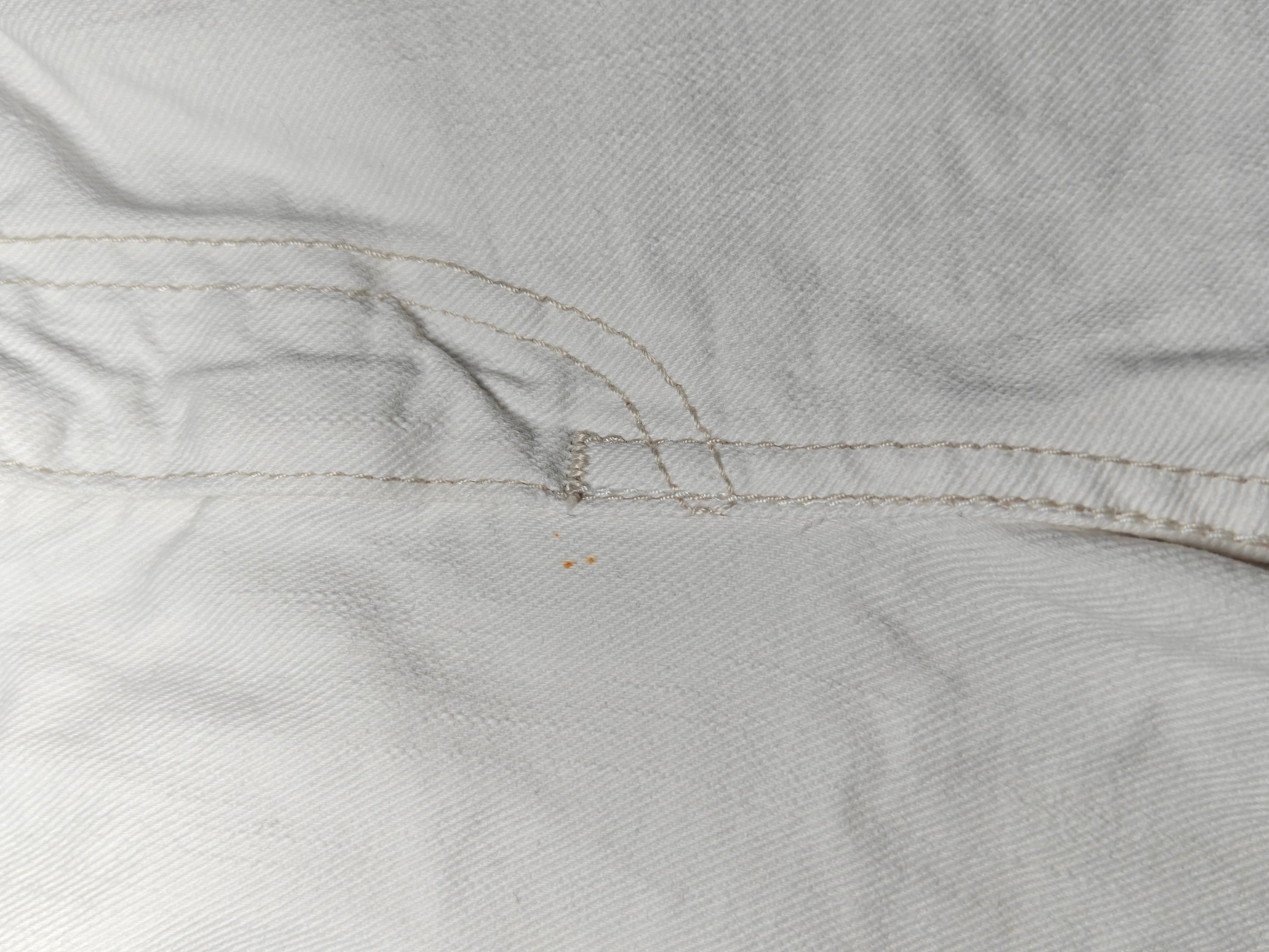 Women Levi's 473 White Slim Low Waist W31 L34 (EU 40/L) Jeans