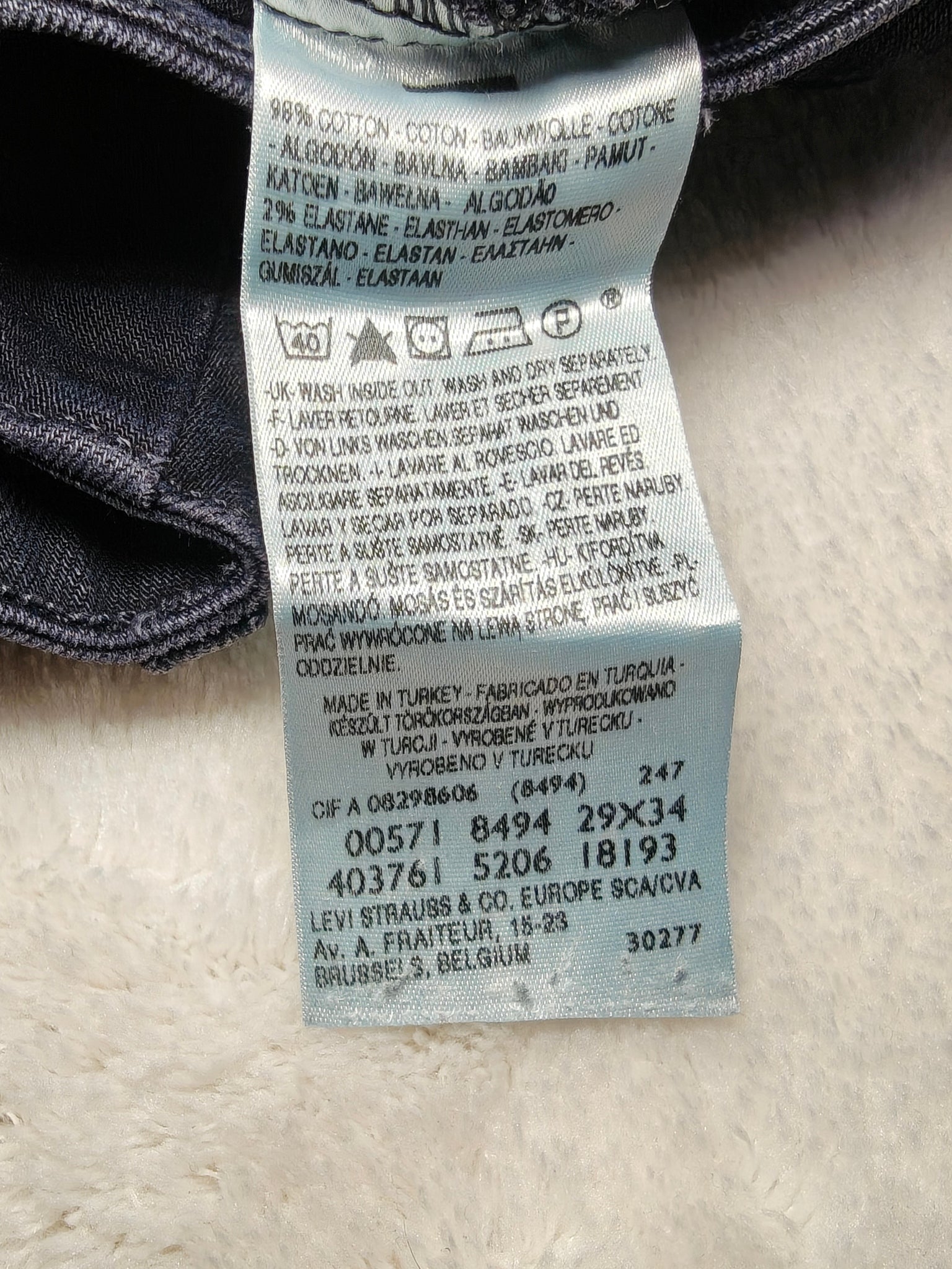 Women Levi's 571 Dark Blue Straight Slim Low Waist W29 L34 (EU 38/M) Jeans