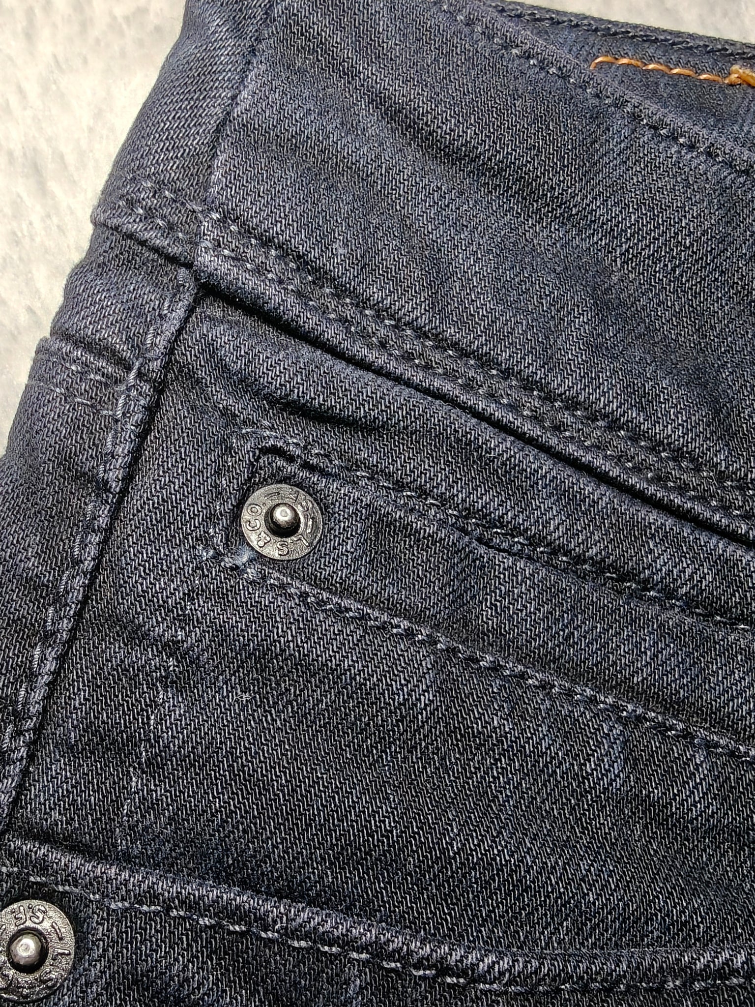 Women Levi's 571 Dark Blue Straight Slim Low Waist W29 L34 (EU 38/M) Jeans