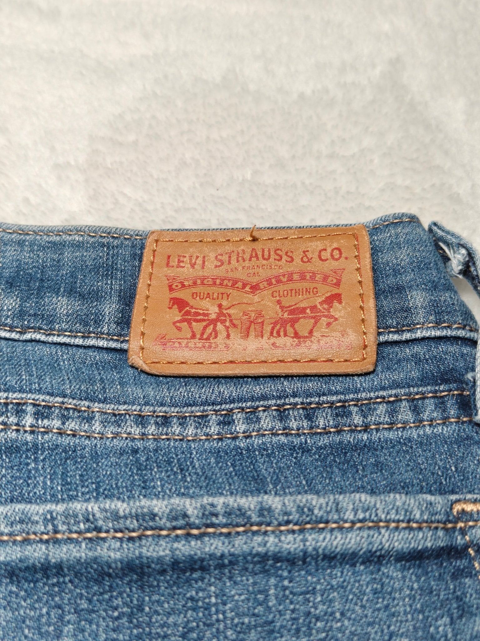 Women Levi's 710 Blue Super Skinny W30 L30 (EU 40/L) Jeans