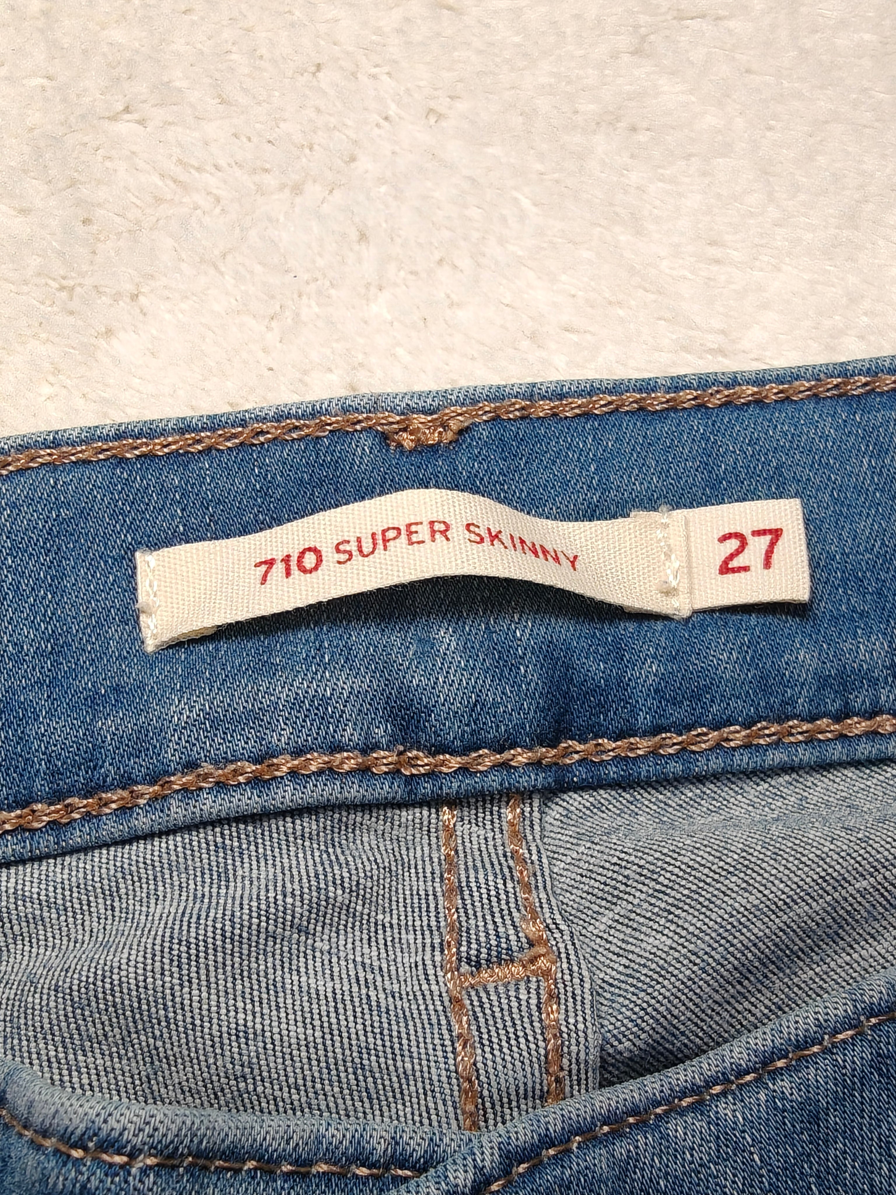 Women Levi's 710 Light Blue Super Skinny Mid Waist W27 L28 (EU 36/S) Jeans