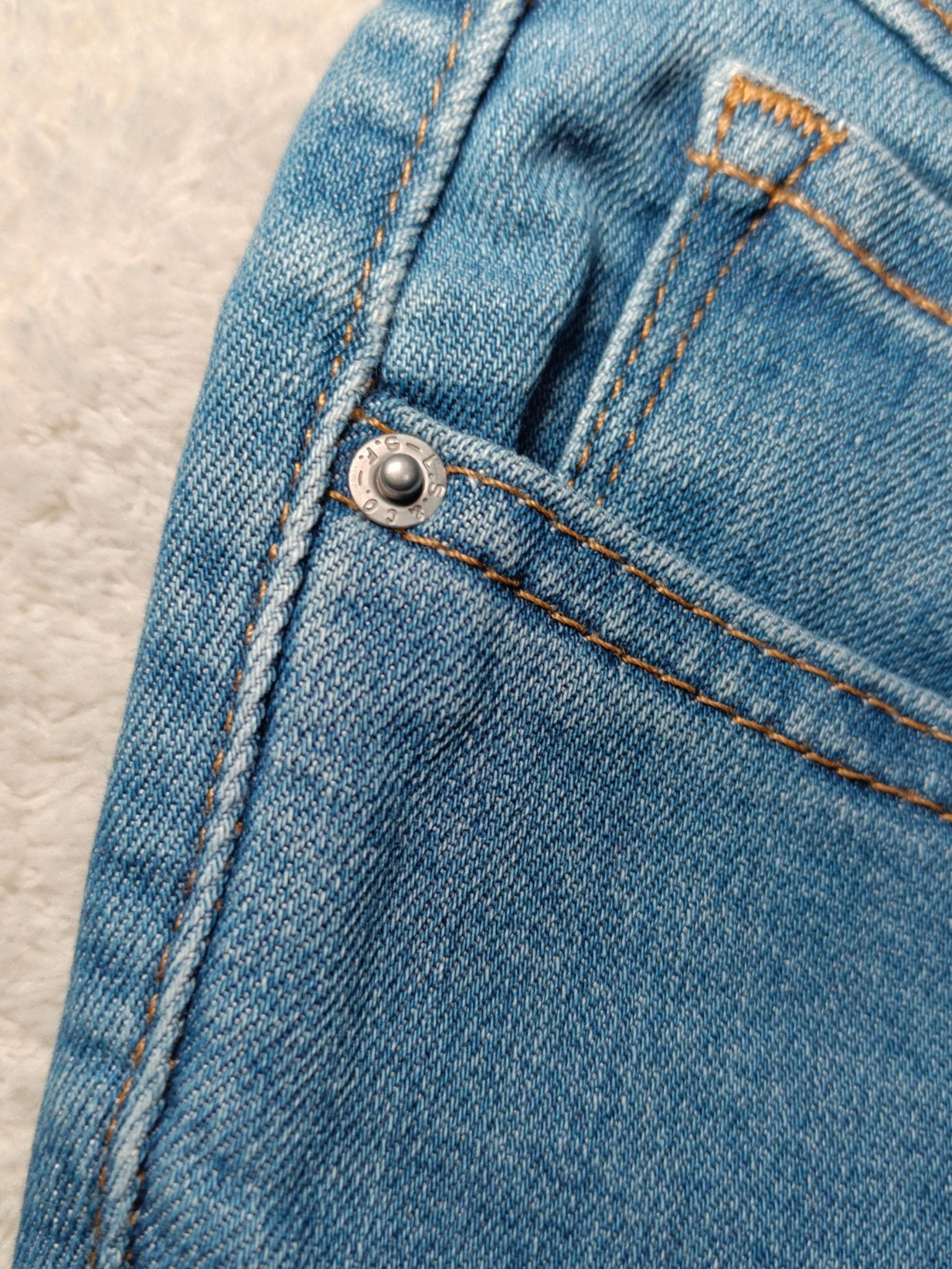 Women Levi's 711 Light Blue Skinny Low Waist W26 L32 (EU 36/S) Jeans