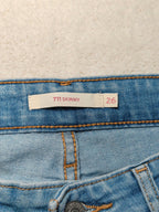 Women Levi's 711 Light Blue Skinny Low Waist W26 L32 (EU 36/S) Jeans