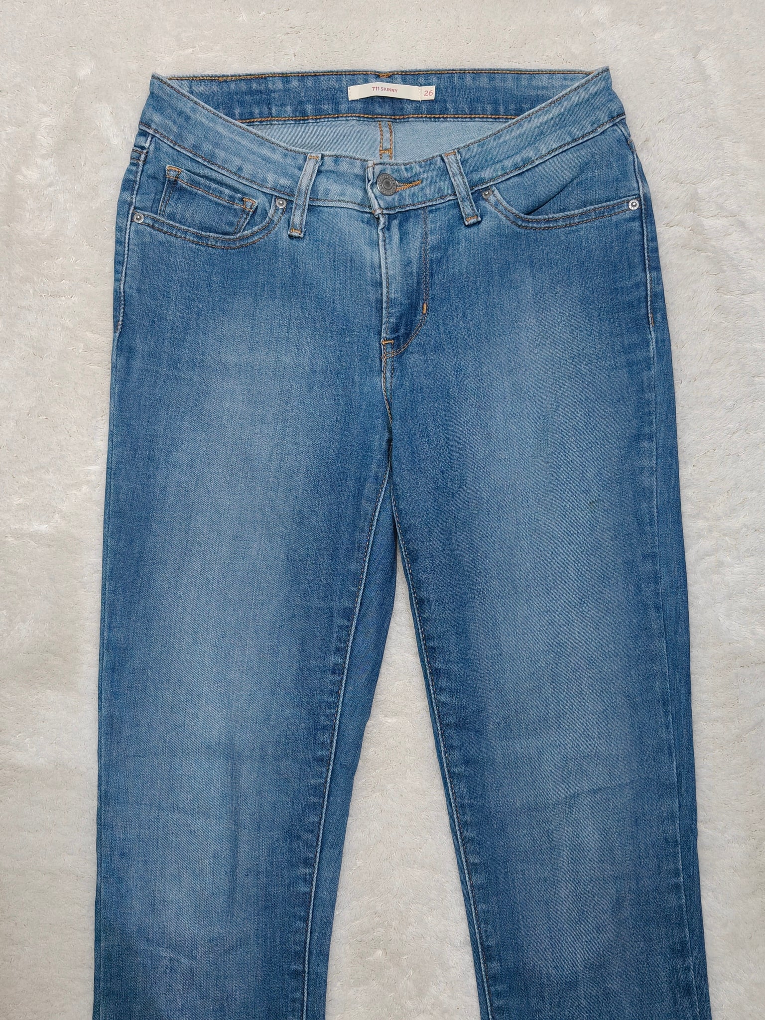 Women Levi's 711 Light Blue Skinny Low Waist W26 L32 (EU 36/S) Jeans