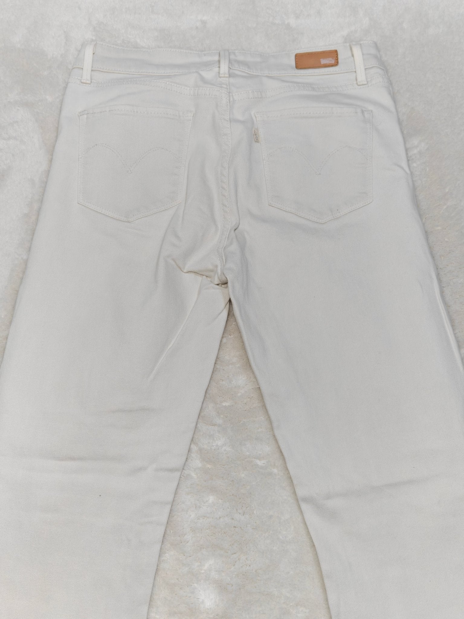 Women Levi's Demi Curve White Slim Mid Waist W30 L32 (EU 40/L) Jeans