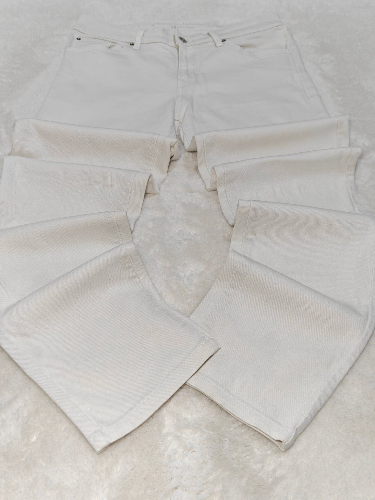 Women Levi's Demi Curve White Slim Mid Waist W30 L32 (EU 40/L) Jeans