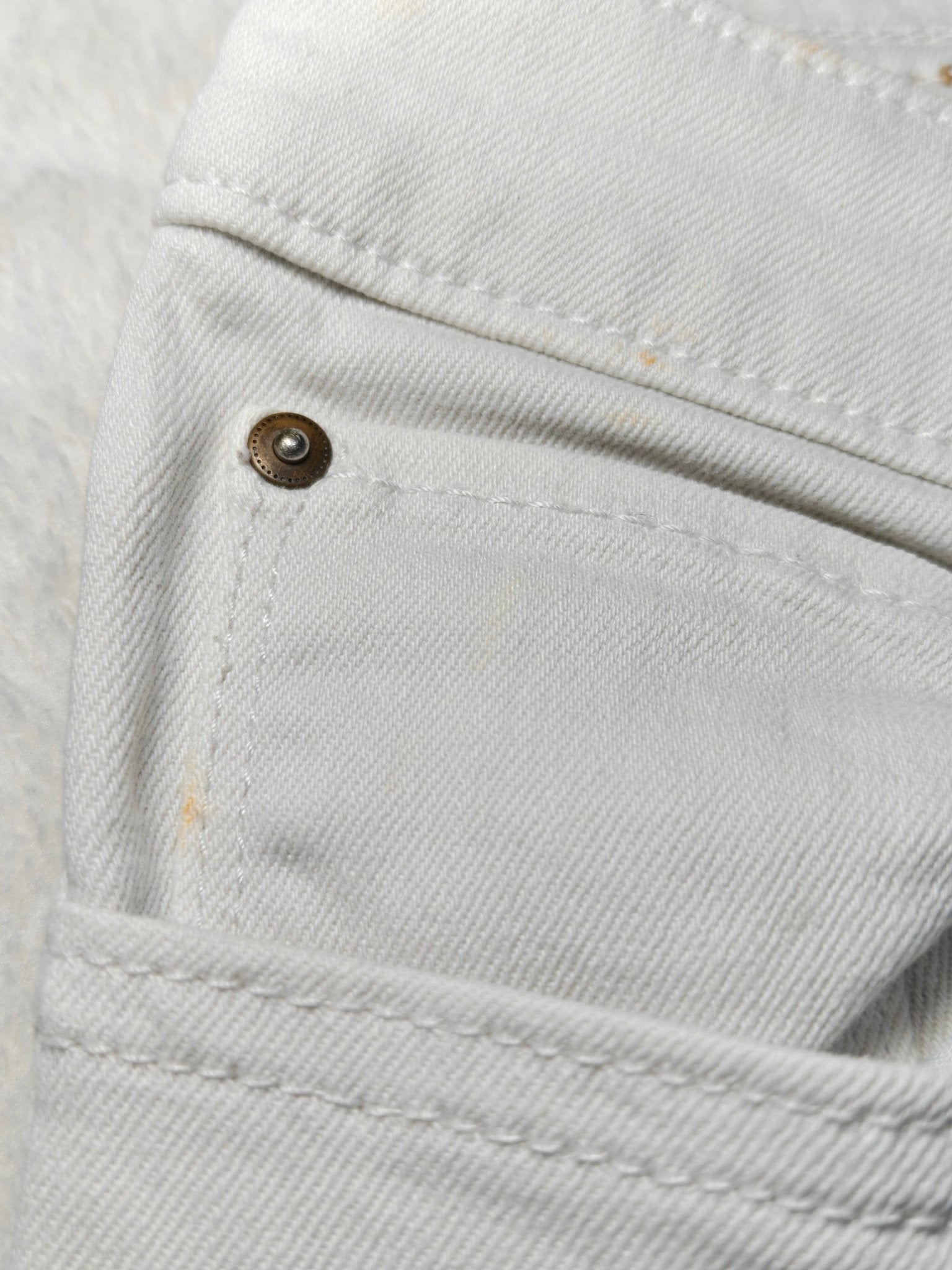 Women Levi's Demi Curve White Slim Mid Waist W30 L32 (EU 40/L) Jeans