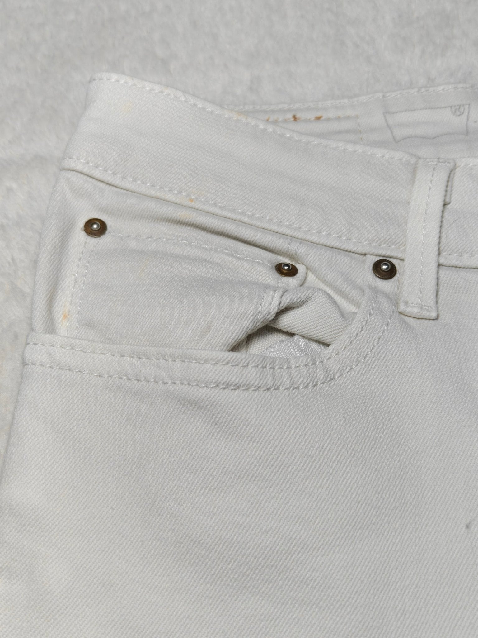 Women Levi's Demi Curve White Slim Mid Waist W30 L32 (EU 40/L) Jeans