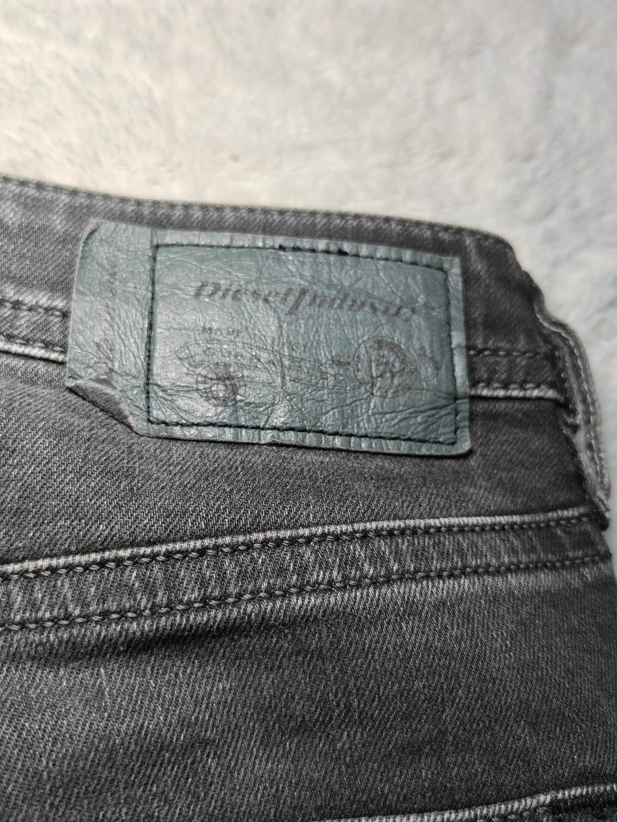 Men Diesel Buster Black R9F66 Tapered W30 L32 Y2K Jeans