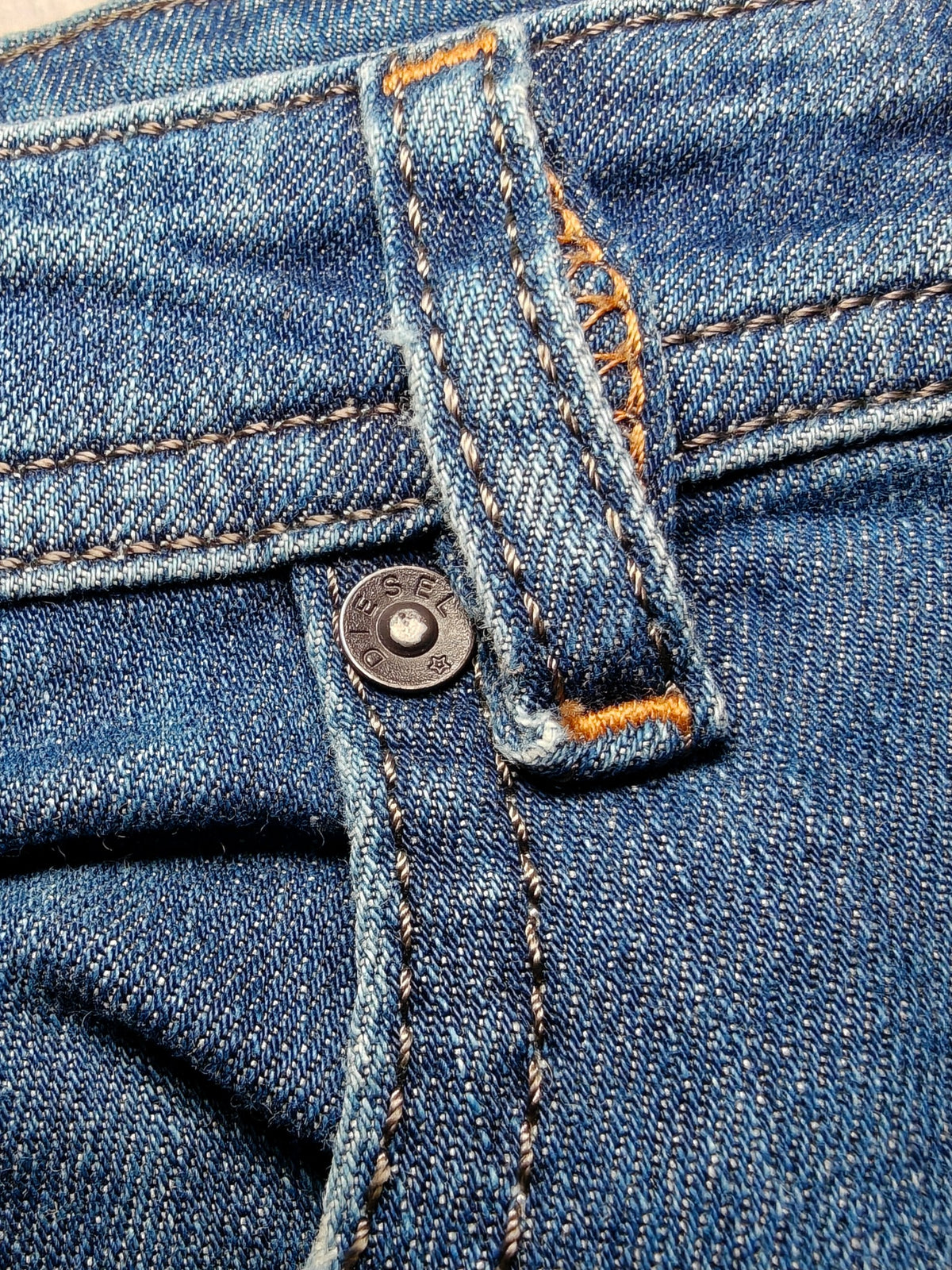 Men Diesel Buster Blue 0836X Tapered W28 L32 Y2K Jeans
