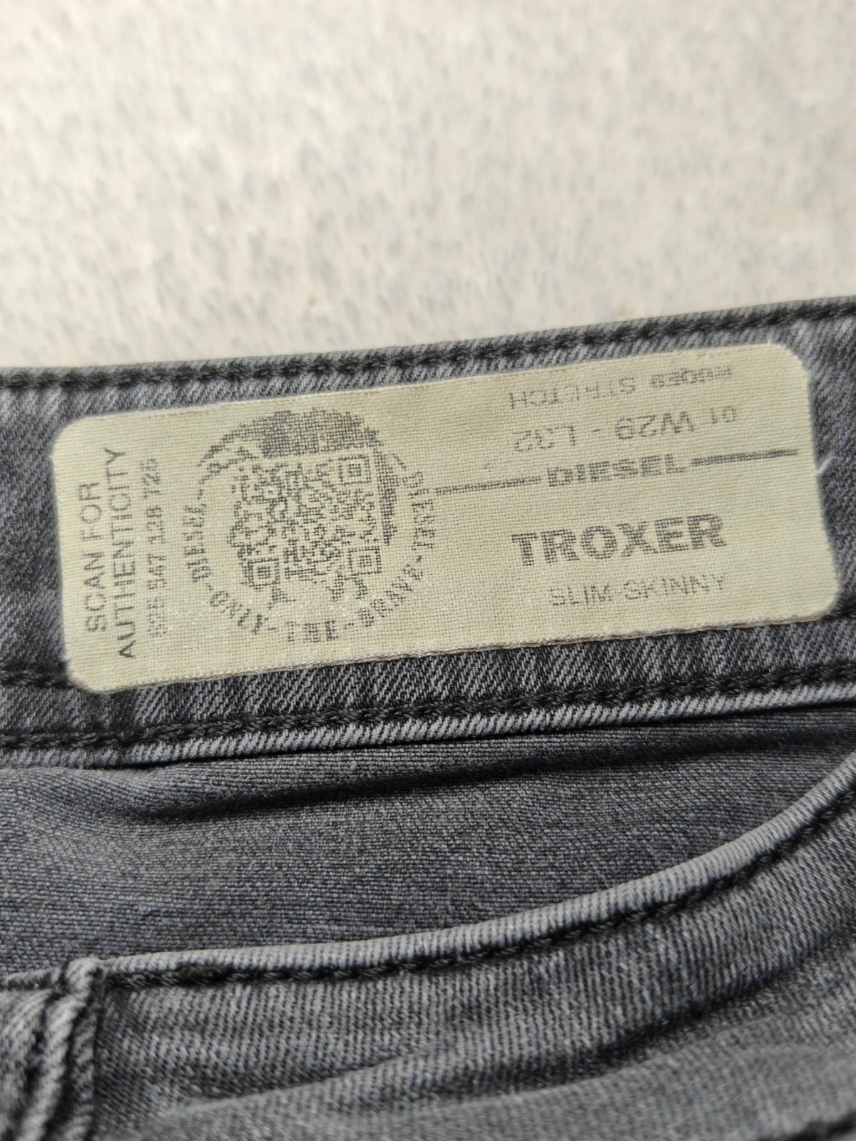 Men Diesel Troxer Black R6QE9 Slim W29 L32 Y2K Jeans