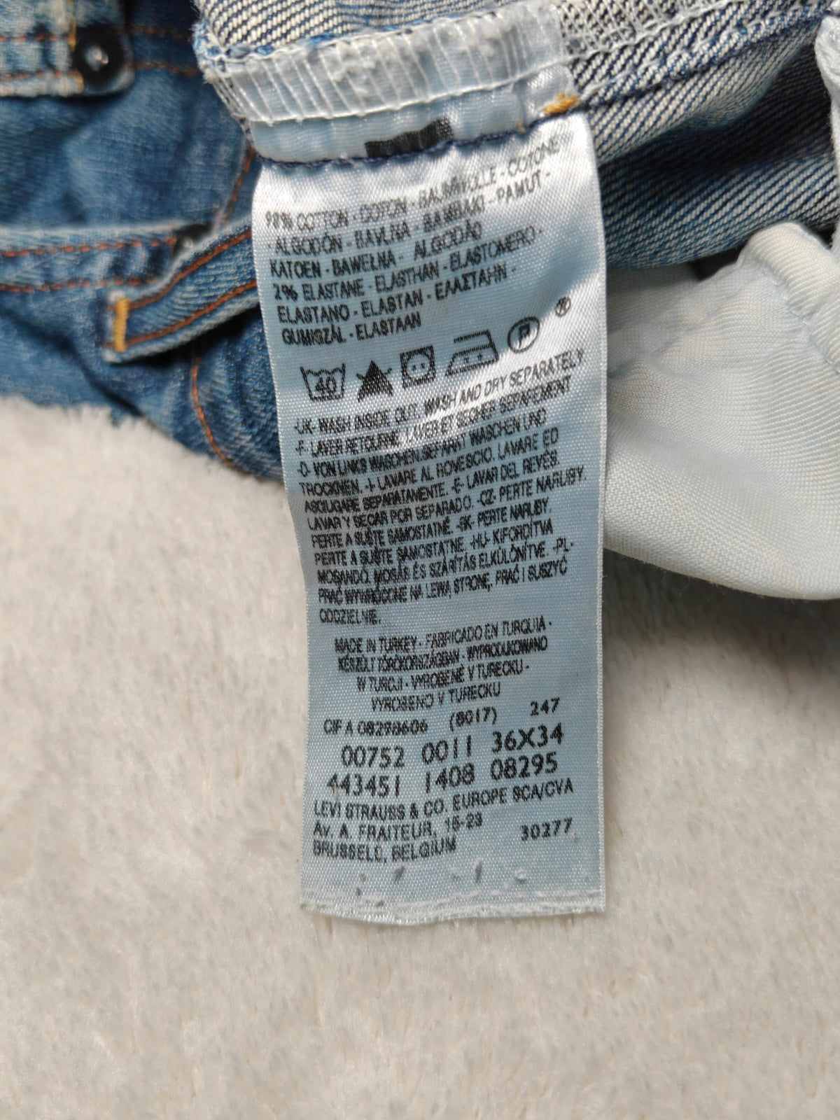 Men Levi's 752 Blue 0011 Straight W36 L28 2000s Jeans