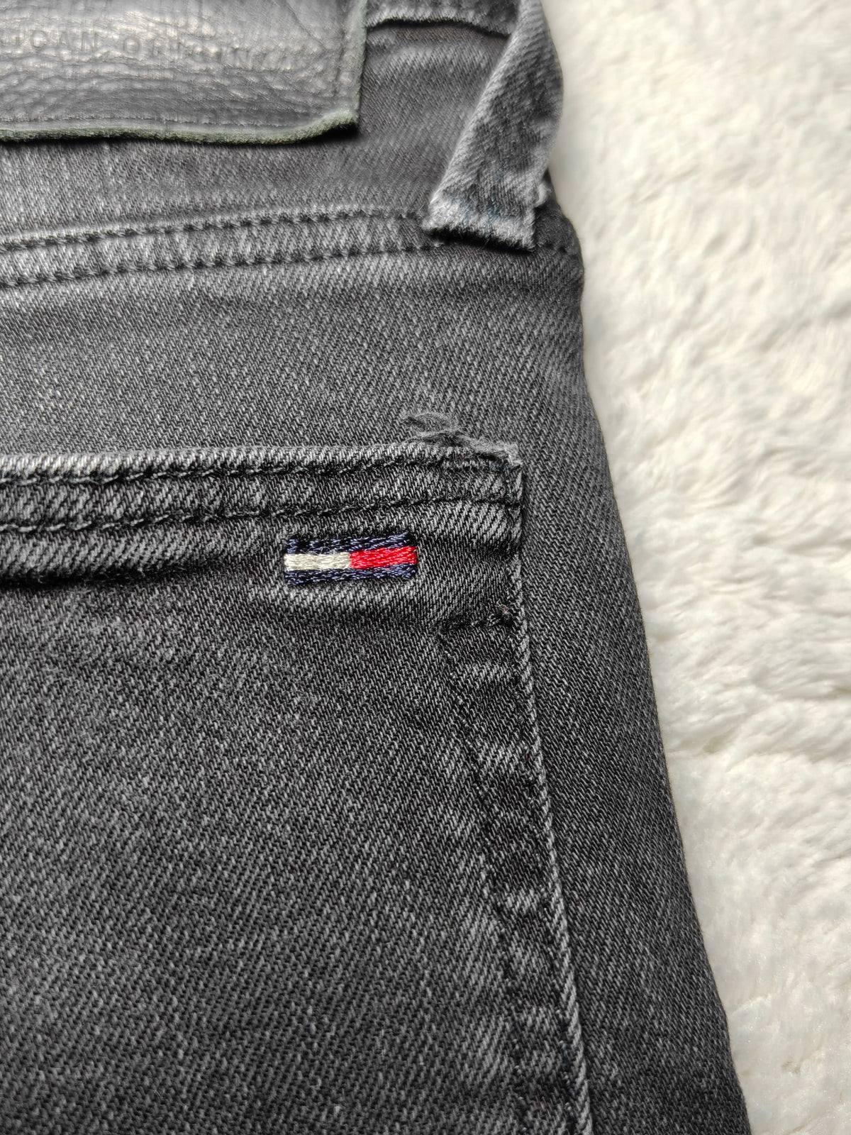 Men Tommy Hilfiger Sidney Black Skinny W29 L32 Y2K Jeans