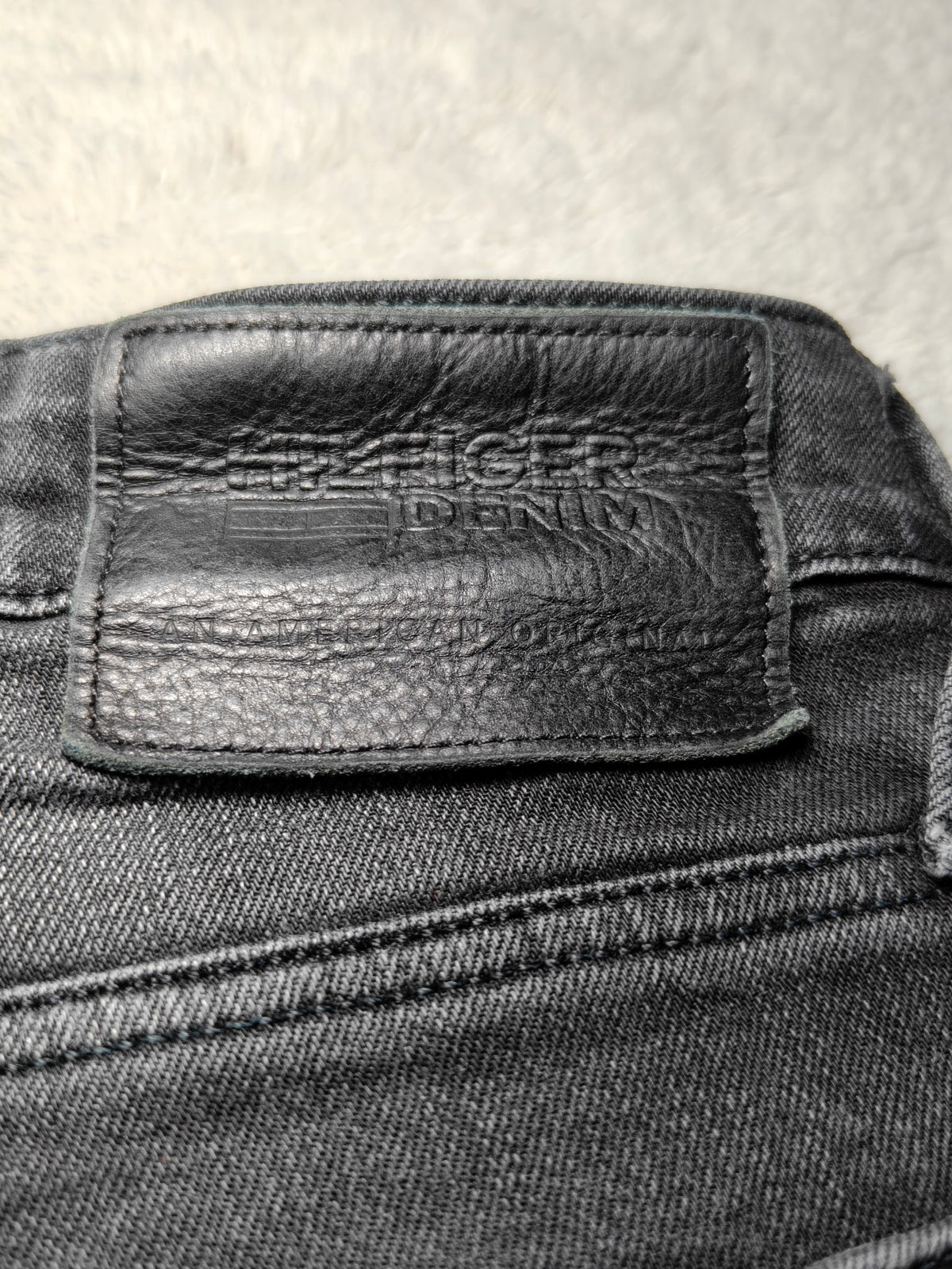 Men Tommy Hilfiger Sidney Black Skinny W29 L32 Y2K Jeans
