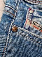 Women Diesel Bebel Blue 0070U Slim W32 L30 (EU 42 / XL) Jeans