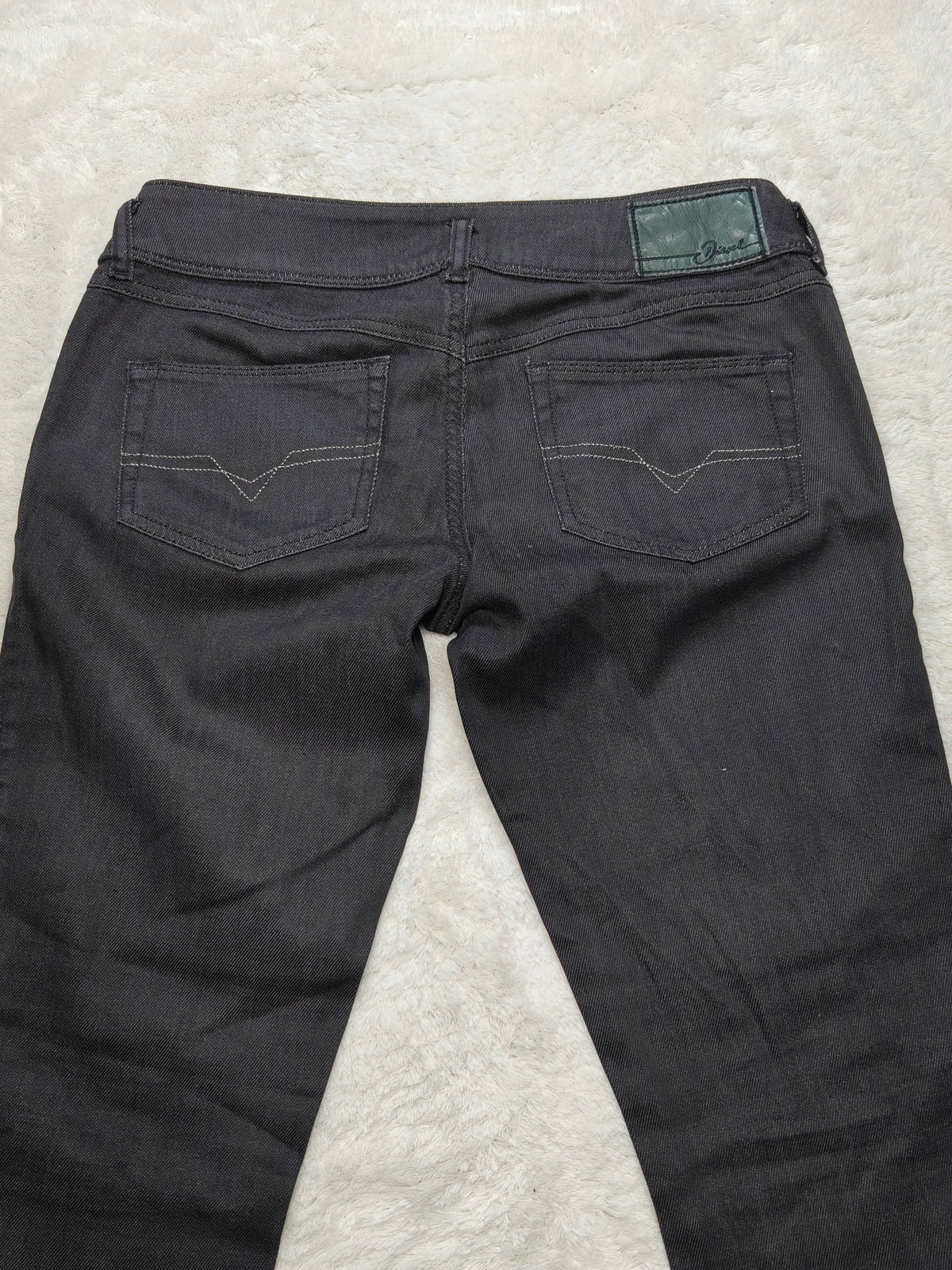 Women Diesel Hushy Black 0064U Slim W28 L30 (EU 38 / M) 2010s Jeans