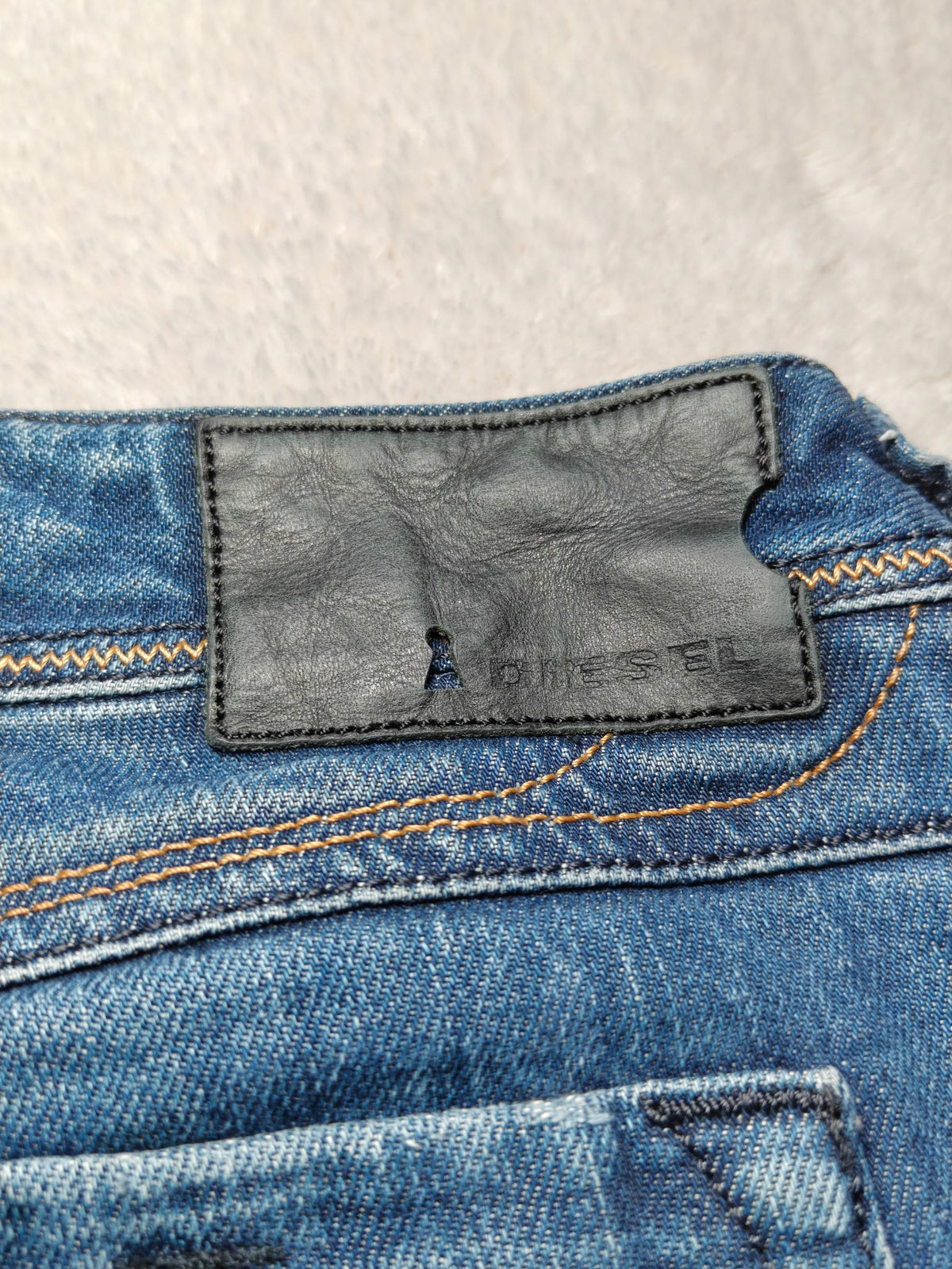 Women Diesel Lowky Blue 008SV Slim straight W29 L34 (EU 38 / M) 2010s Jeans