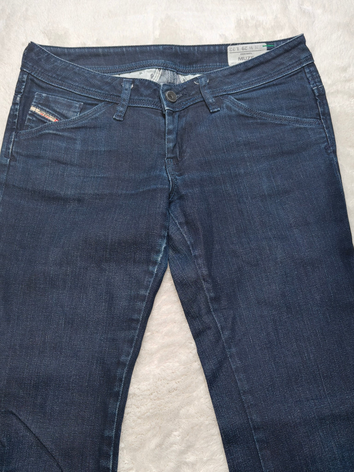 Women Diesel Muze made in Italy, 2007 Dark blue 008AA Straight W29 L30 (EU 38 / M) Jeans