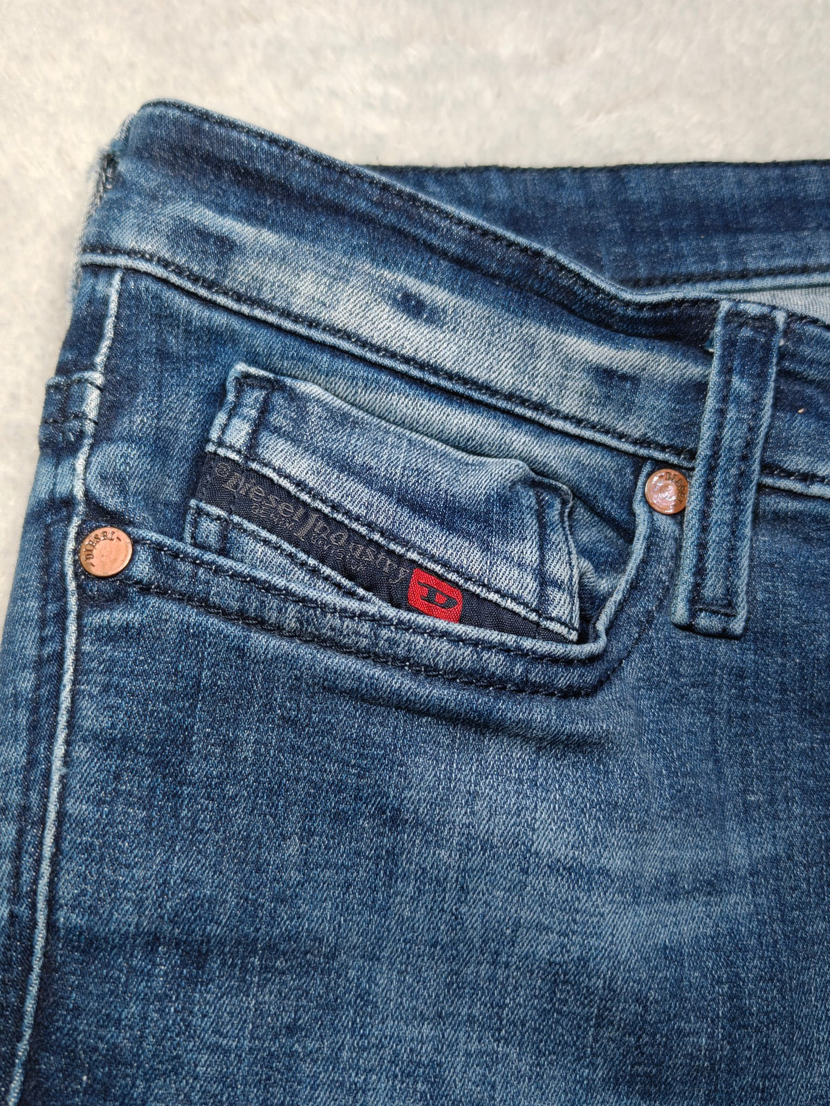 Women Diesel Skinzee Blue 0677R Skinny W27 L34 (EU 36 / S) Y2K Jeans