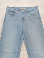 Women Levi's 314 Shaping Straight Light blue Straight W28 L30 (EU 38 / M) Y2K Jeans