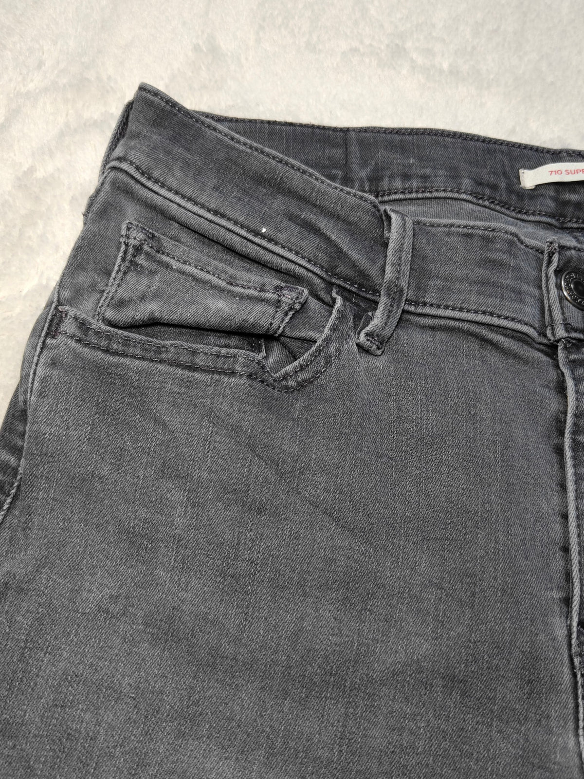 Women Levi's 710 Super Skinny Black Skinny W30 L30 (EU 40 / L) Y2K Jeans
