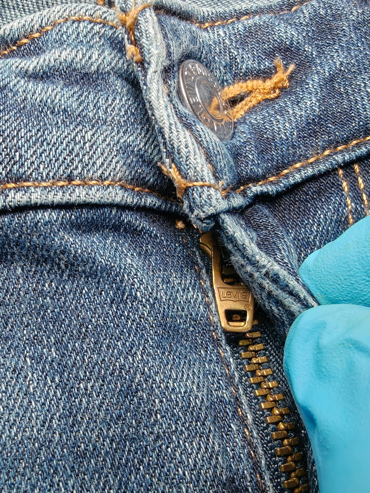 Women Levi's 711 Blue 0140 Skinny W28 L32 (EU 38 / M) Y2K Jeans