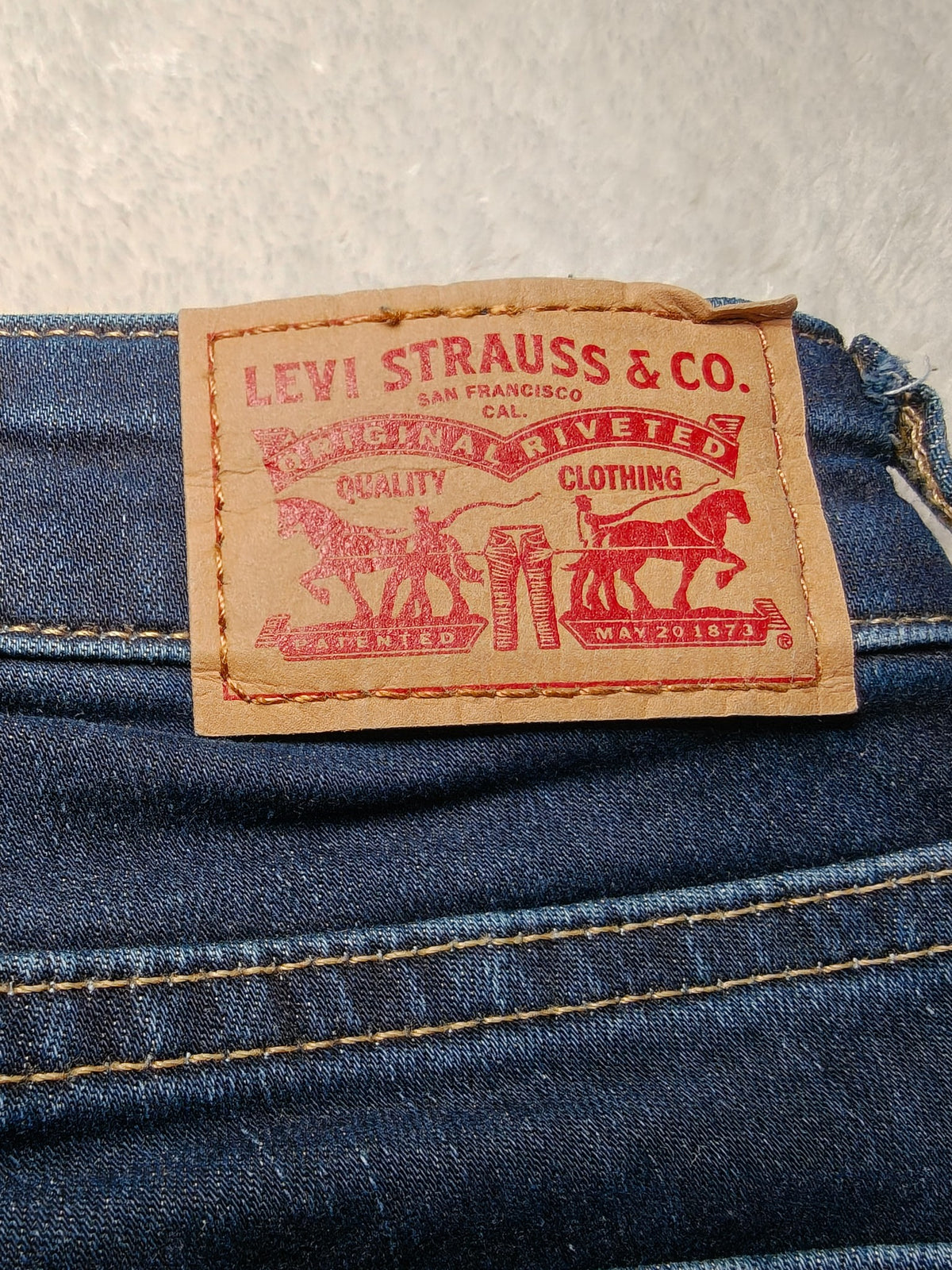 Women Levi's 711 Dark blue Skinny W26 L30 (EU 36 / S) Y2K Jeans