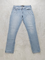 Women Levi's Demi Curve Light blue 0043 Skinny W28 L30 (EU 38 / M) Y2K Jeans