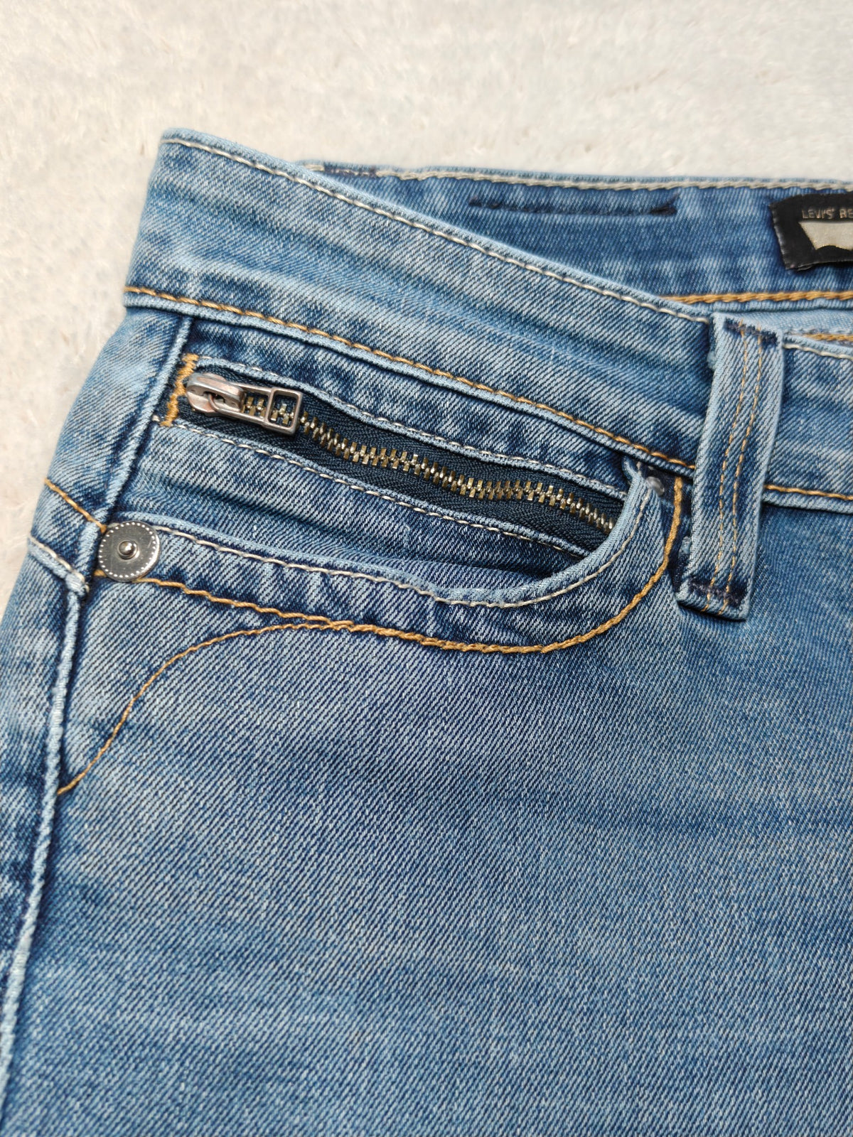 Women Levi's Demi Curve Light blue Skinny W25 L32 (EU 34 / XS) Y2K Jeans